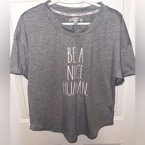 Rae Dunn Short sleeve Shirt sz M “Be A Nice Human” - Picture 1 of 8